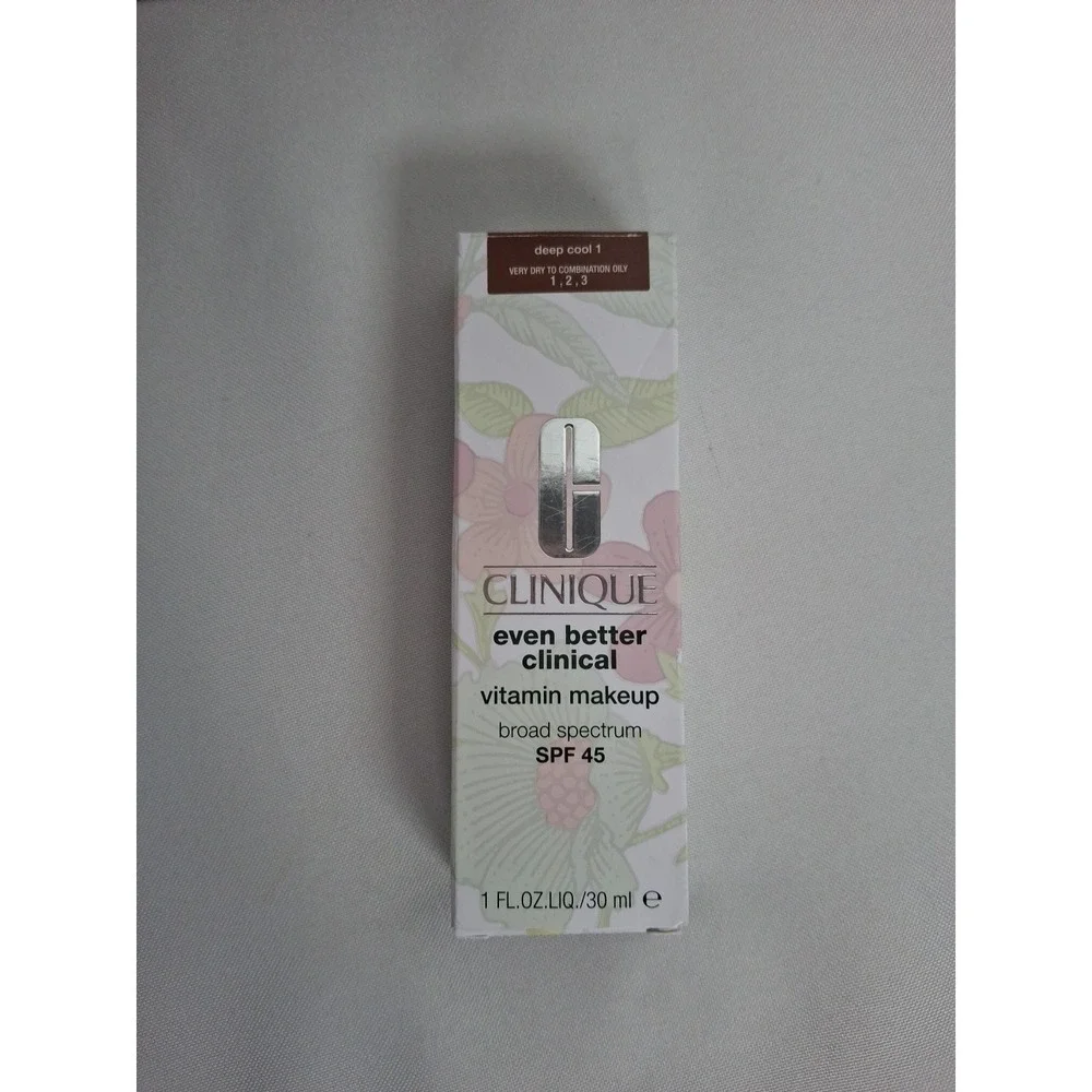 Clinique Even Better Clinical Vitamin Makeup SP‎ F45 DEEP Cool 1 1fl.oz